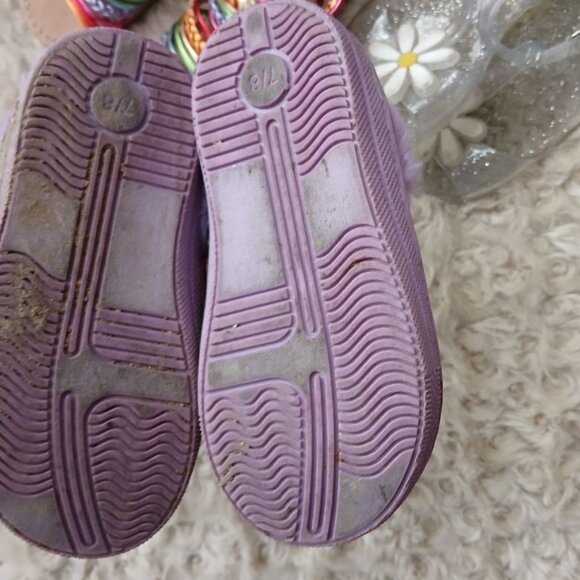 TODDLERS 3 PAIR SHOES - Picture 7 of 7